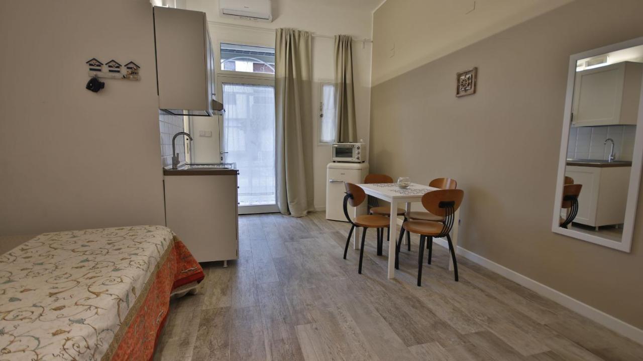Casa Levante A 75 Mt Dalla Spiaggia مونوبولي المظهر الخارجي الصورة